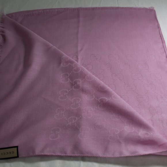 NWT GUCCI Pink Jacquard GG Wool Silk Scarf Unisex - Picture 5 of 6